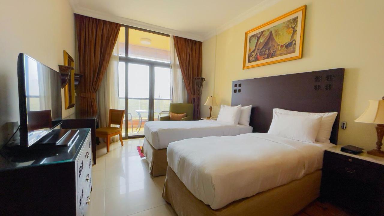 Mercure Hotel Apartments Dubai Barsha Heights Exterior photo