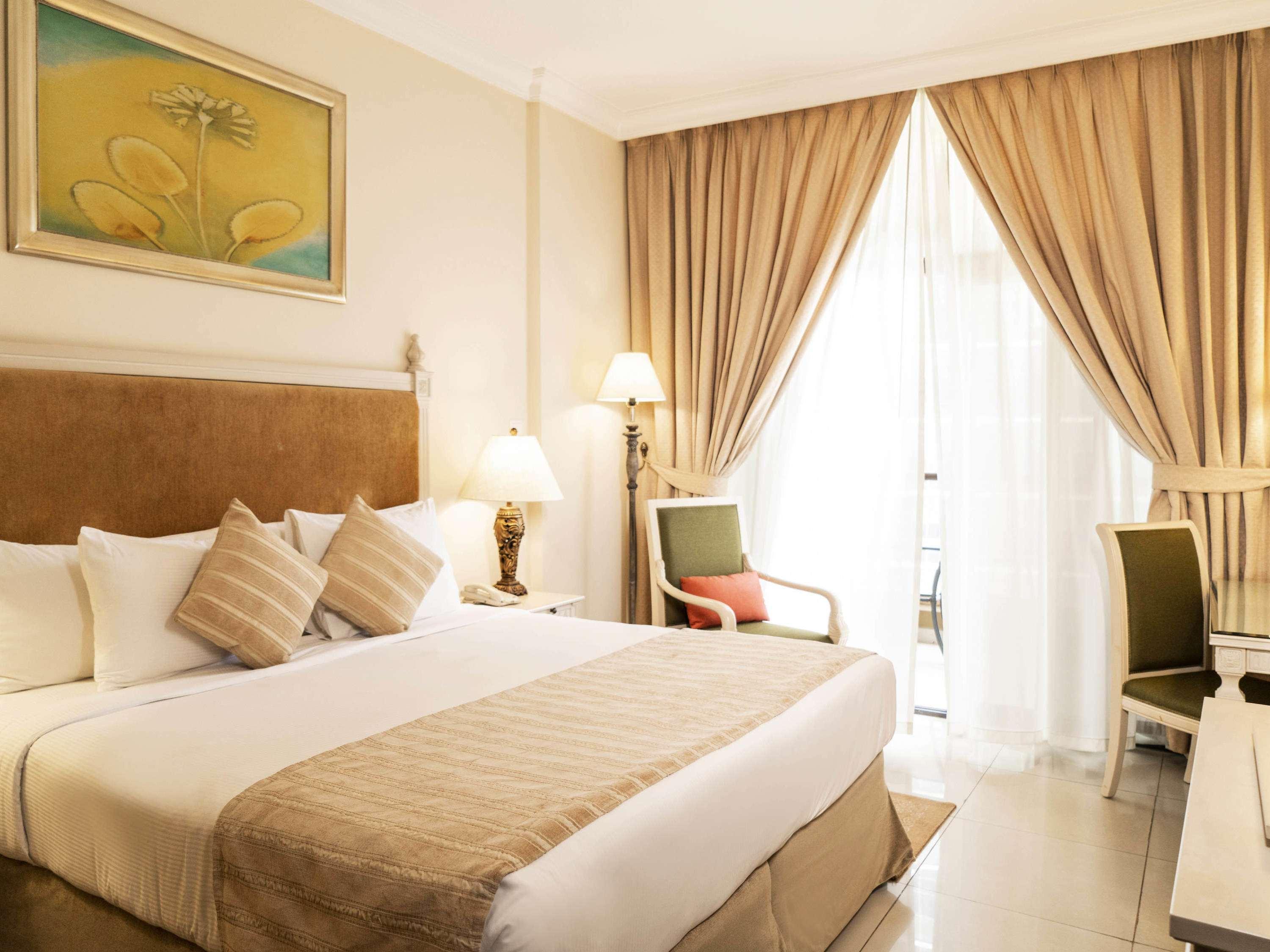 Mercure Hotel Apartments Dubai Barsha Heights Exterior photo