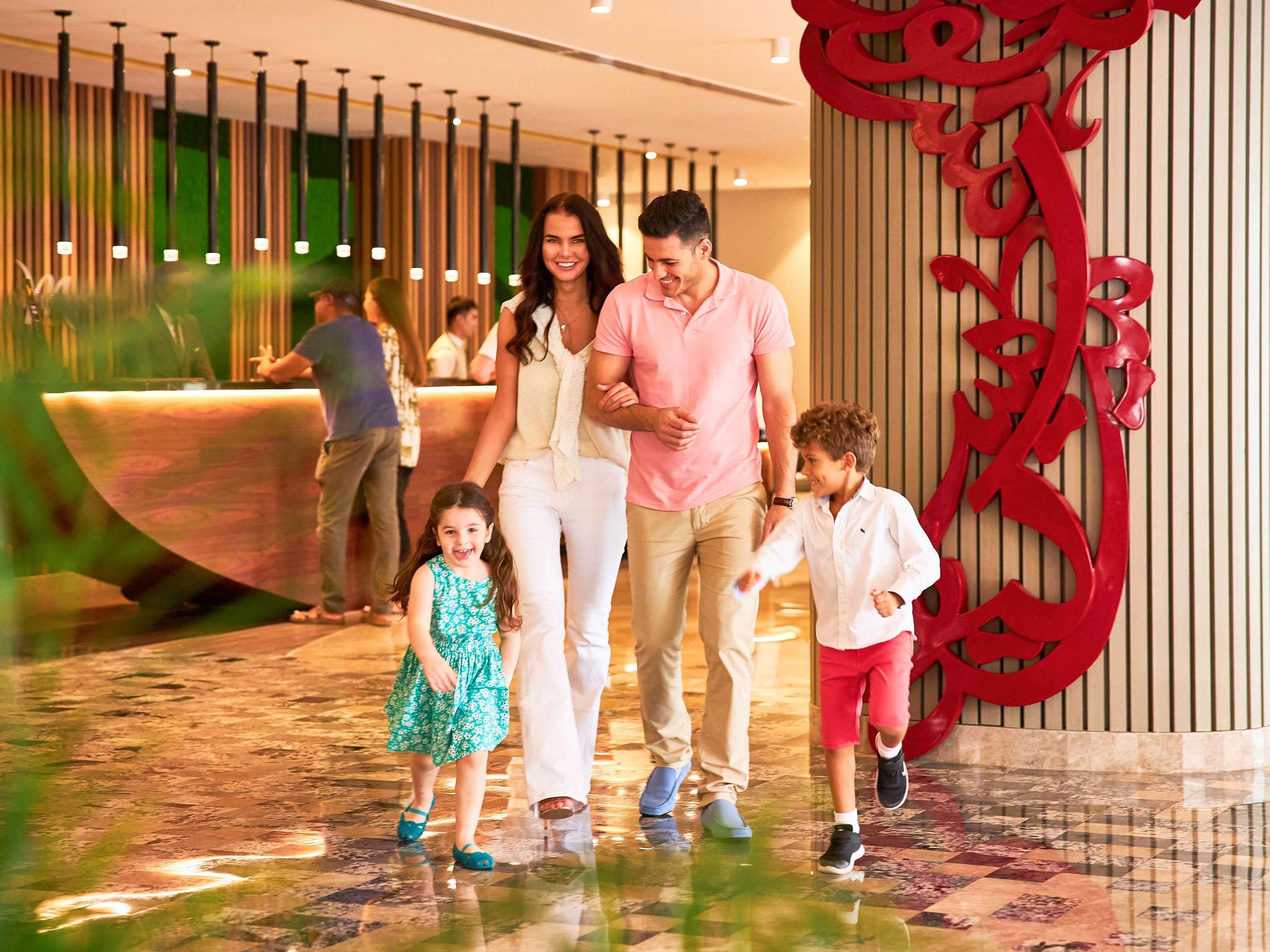 Mercure Hotel Apartments Dubai Barsha Heights Exterior photo