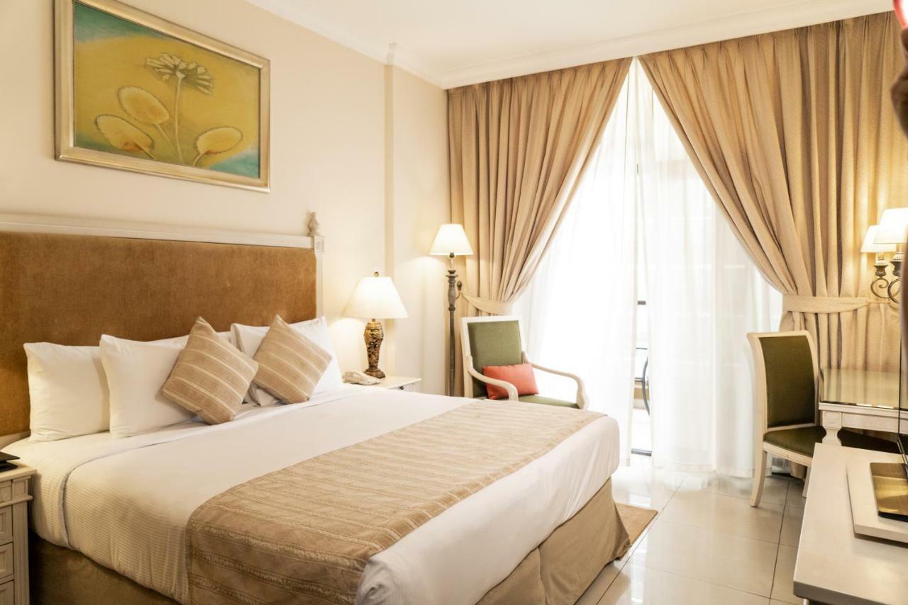 Mercure Hotel Apartments Dubai Barsha Heights Exterior photo